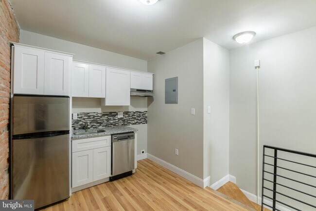 Building Photo - 1126 Passyunk Ave