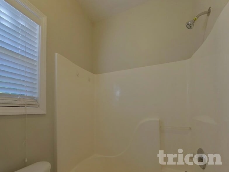 Building Photo - 3050 Lost Cabin Pl