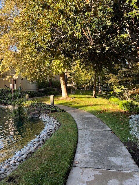 Building Photo - 980 Kiely Blvd