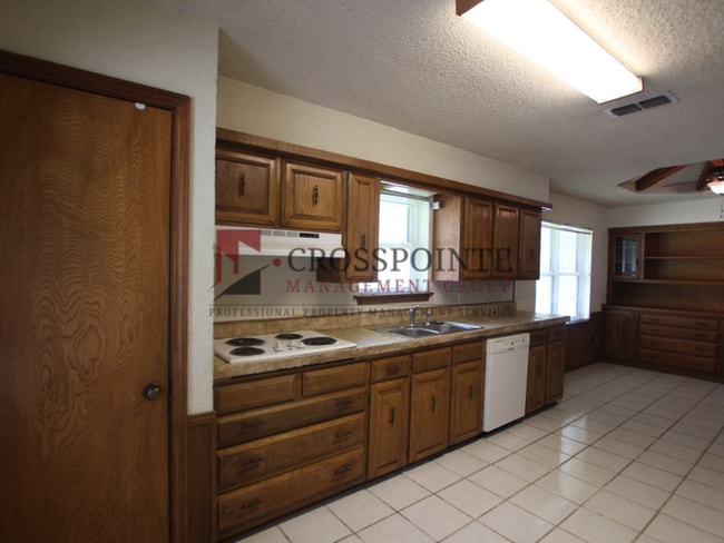 Building Photo - Almost Ready! 3 Bedroom 2 Bath in Tyler!