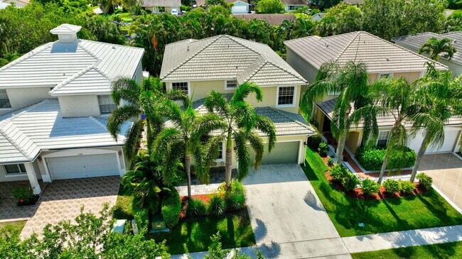 Building Photo - 6788 Hendry Dr