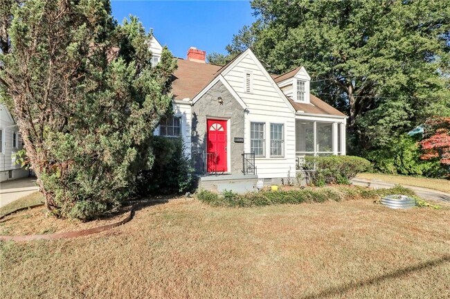 Building Photo - 2649 Jefferson Terrace