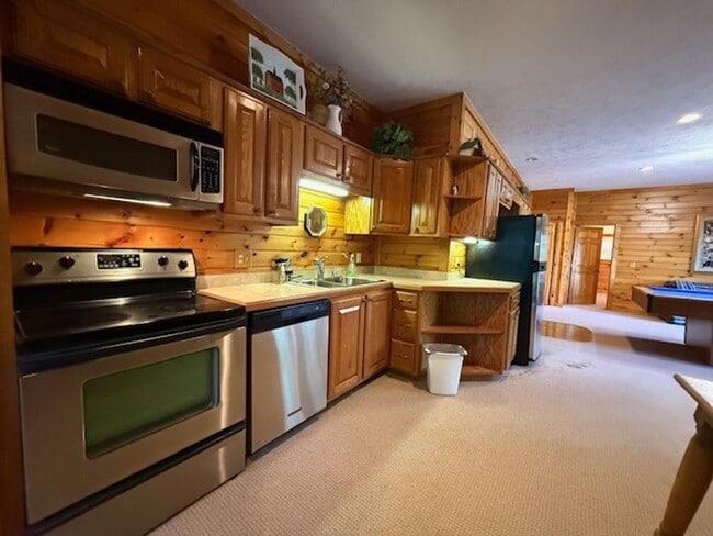 Building Photo - 3850 Ravens Den Way
