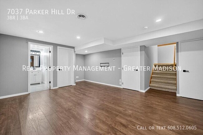 Building Photo - 7037 Parker Hill Dr