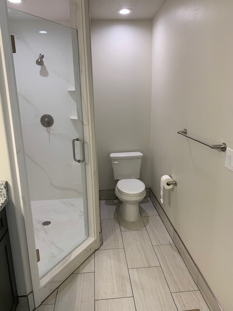 Building Photo - 88 250 N