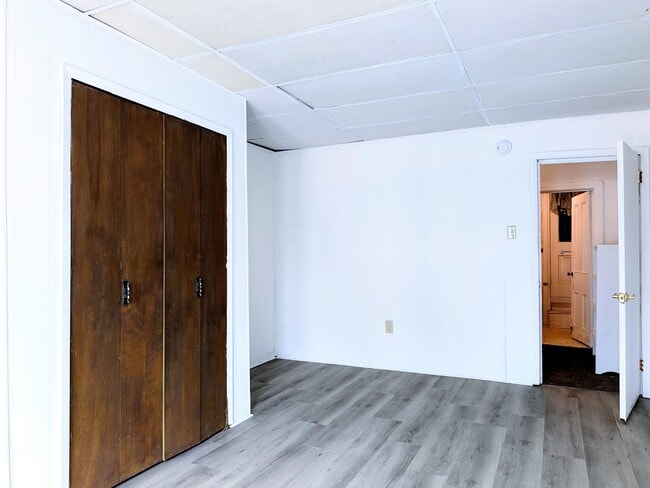 Building Photo - 400 Ridge Ave