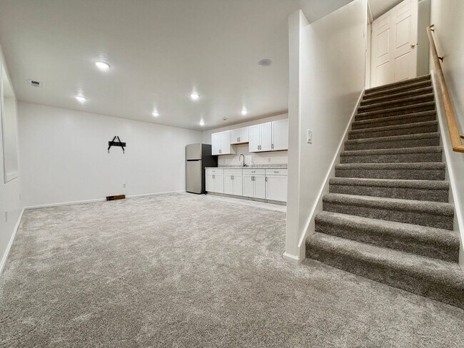 Building Photo - 1336 S 1400 E