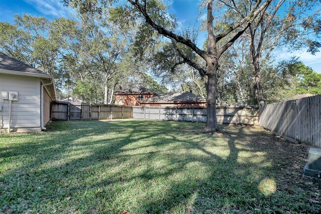 Building Photo - 17414 Spicewood Springs Ln