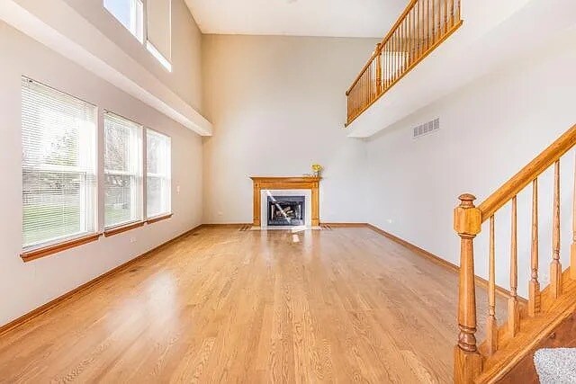 Building Photo - 1841 Lake Shore Dr