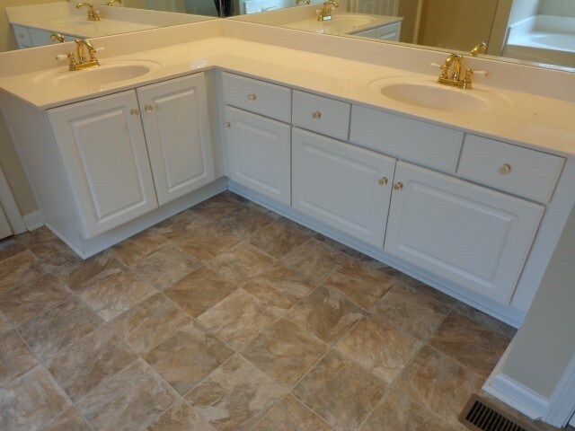 Building Photo - 1728 Victoria Way NW