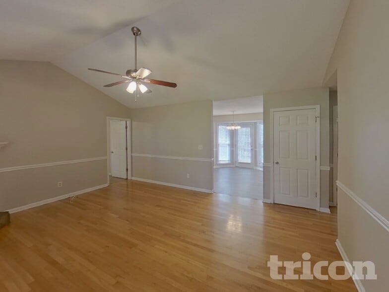 Building Photo - 296 Whitney Ln