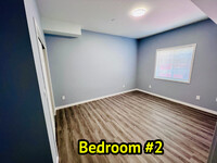 Building Photo - 663 1st Ln