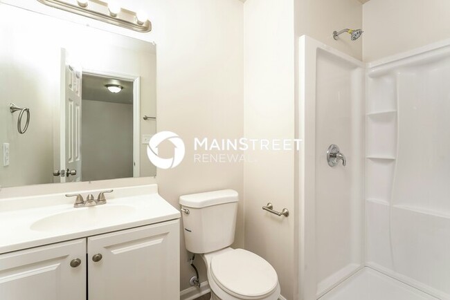 Building Photo - 326 Mountview Dr