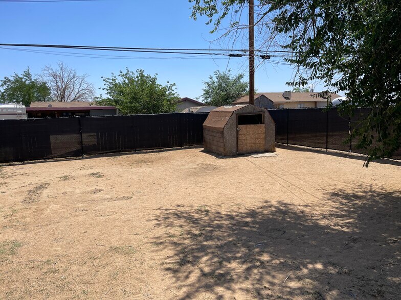 Building Photo - 7712 Xavier Ave