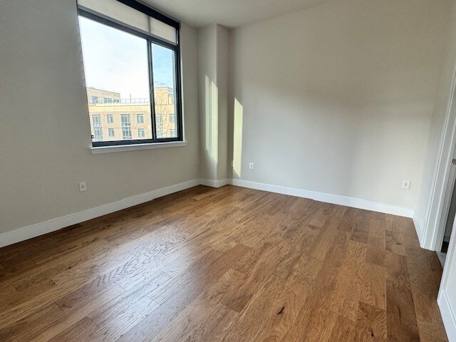 Building Photo - 2000 Clarendon Blvd