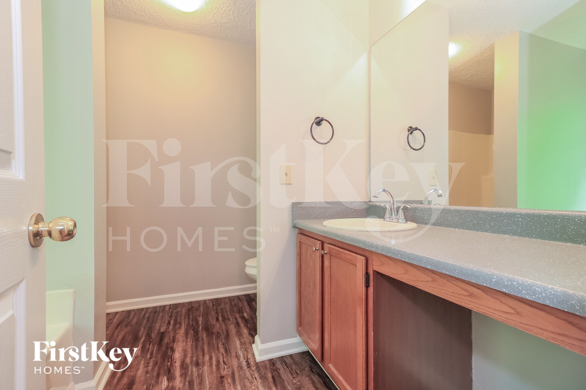 Building Photo - 124 Spring Dr