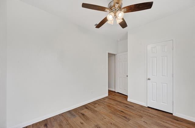 Building Photo - 204 Lamont Rd