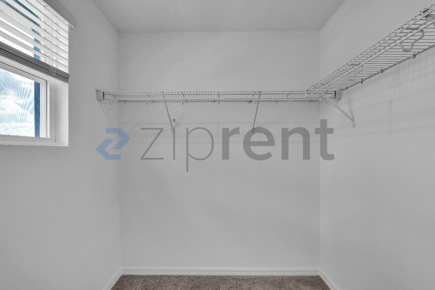 Building Photo - 17514 Northlake Grv Dr