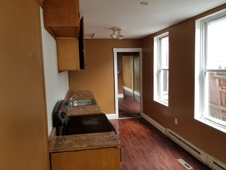 Building Photo - 519 tulpehocken street