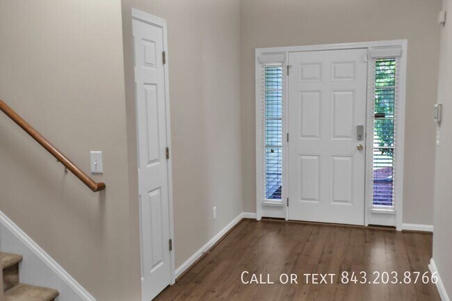 Building Photo - 2407 Storen St