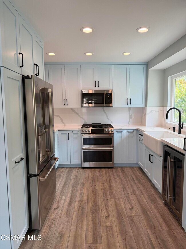 Building Photo - 3627 Summershore Ln