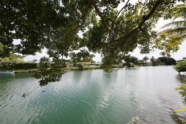 Building Photo - 20003 SW 103rd Ave