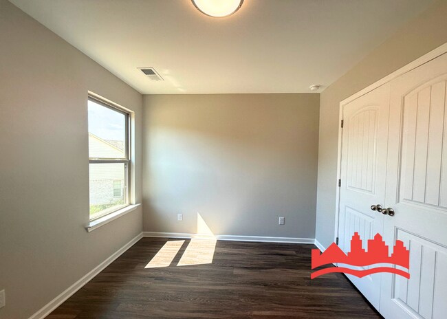 Building Photo - Dec Special - December rent free and half off January rent. New Build in Oakland, TN!