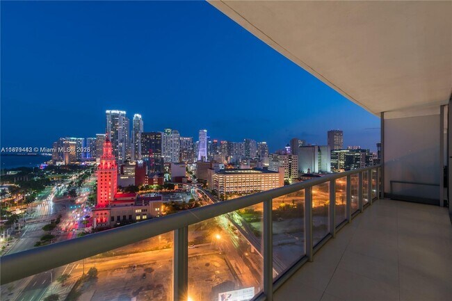 Building Photo - 888 Biscayne Blvd