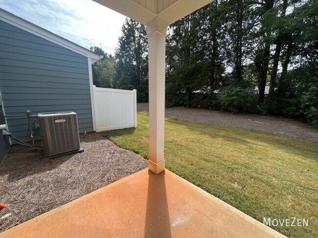 Building Photo - 5518 Harris Cove Dr