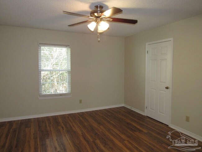 Building Photo - 9004 Governors Pl Ct