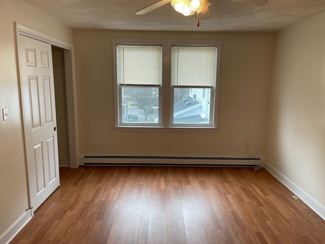 Building Photo - 32 Lincoln Rd