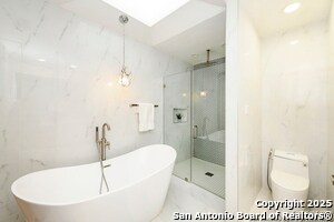 Building Photo - 3446 River Path St