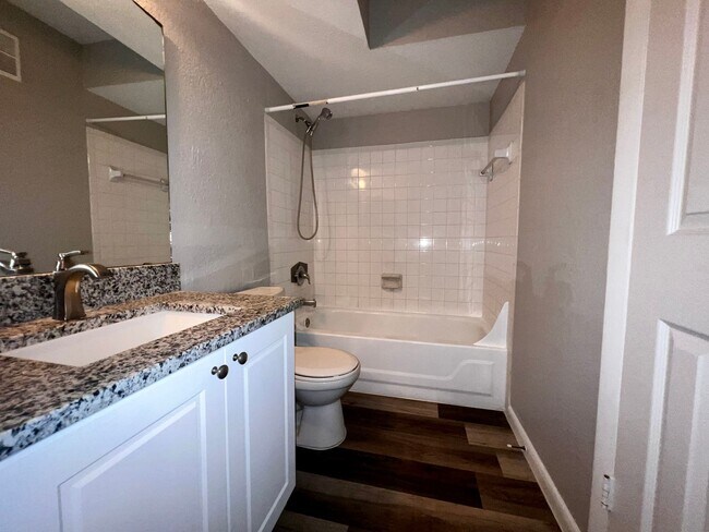Building Photo - 3/2 Regency Gardens 1st Floor Condo with New Plank Fooring, Stainless Appliances, and Fresh Paint!