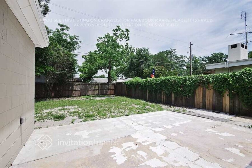 Building Photo - 5919 Tavendale Dr