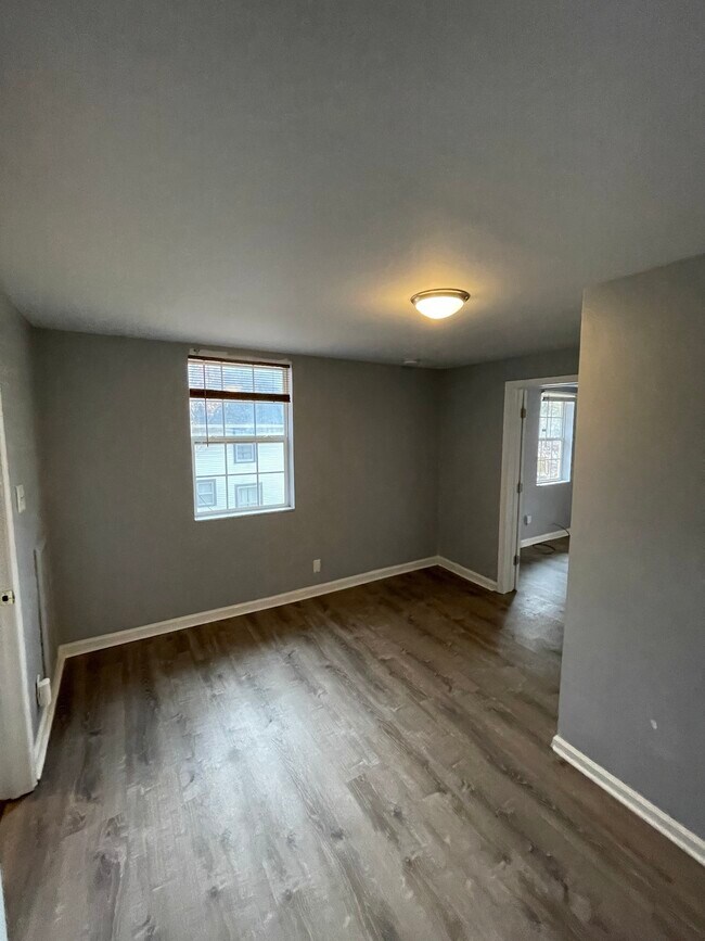 Building Photo - 1 Dequincy St