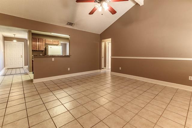 Building Photo - 2513 Poppy Ln
