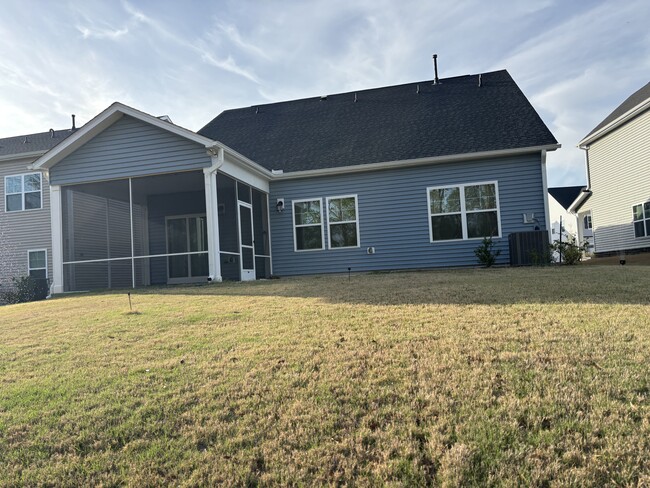 Building Photo - 202 Trailing Blf Wy
