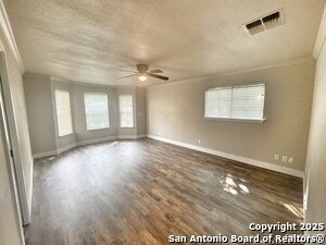 Building Photo - 159 S Hackberry Ave