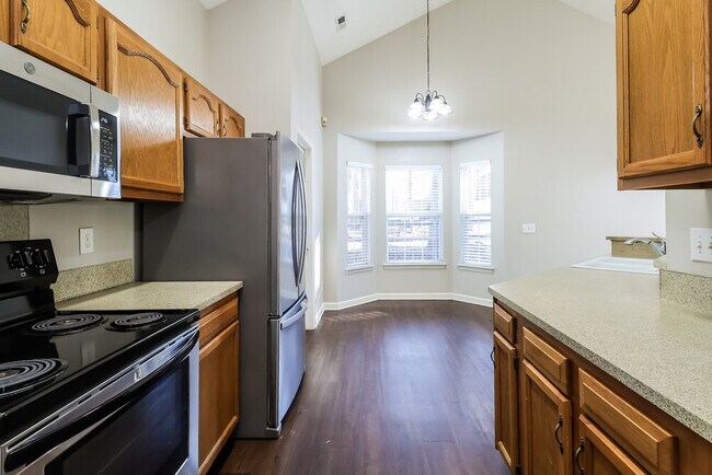 Building Photo - 13113 Peacock Ln