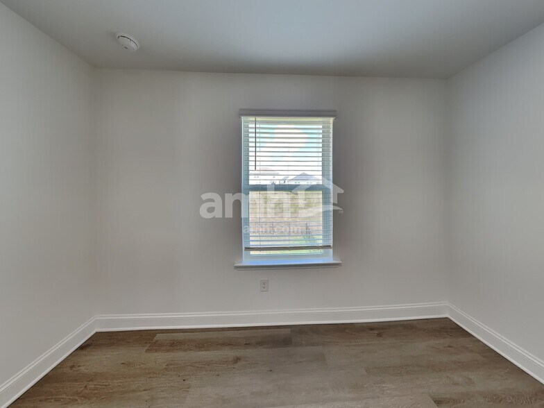 Building Photo - 3530 Jefferson Cor Ln