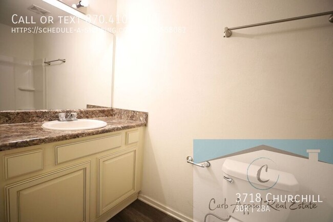 Building Photo - Move in special $800!!  Beautiful 3 bed / ...