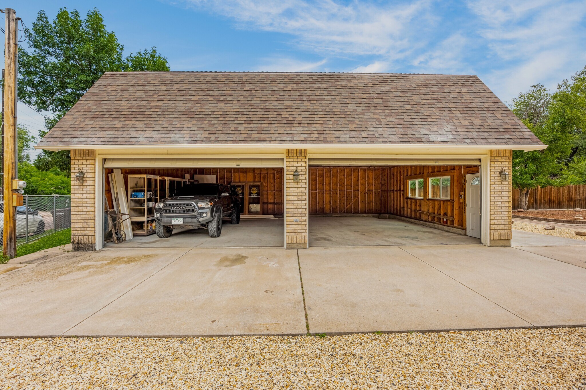 Building Photo - 200 W Cheyenne Rd