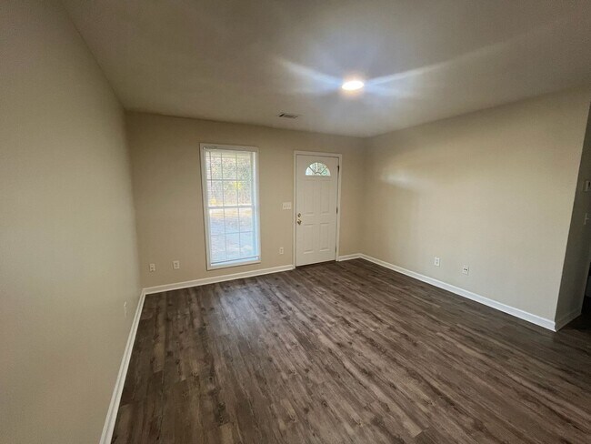 Building Photo - 36 Crosswinds Rd