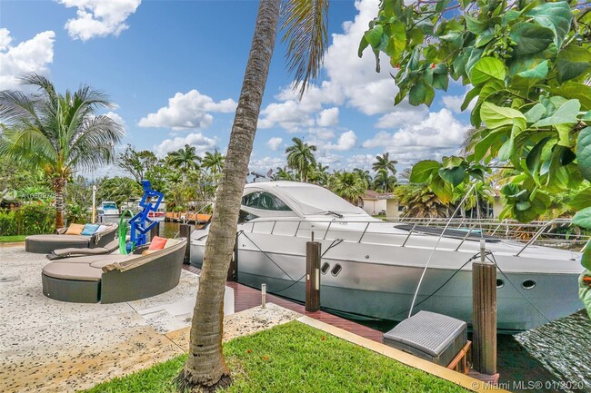 Building Photo - 2612 Key Largo Ln