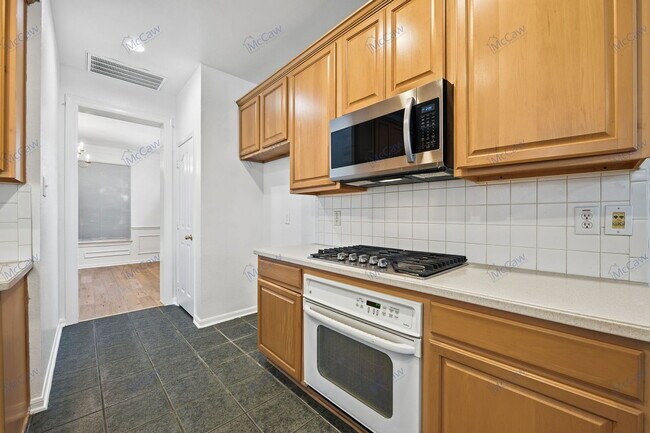 Building Photo - 3833 Tidball Dr