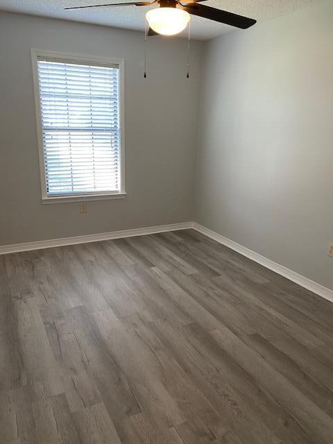 Building Photo - 1123 Northview Dr