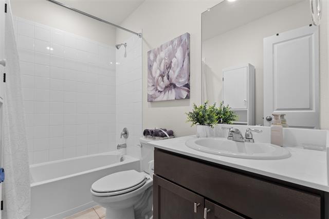 Building Photo - 3319 Everly Dr