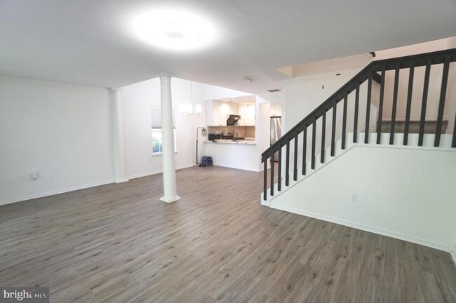 Building Photo - 1803 Harvard Dr