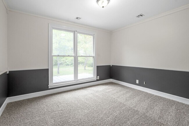 Building Photo - 108 Rolling Meadow Dr