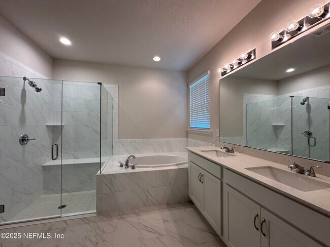 Building Photo - 282 Little Bear Run
